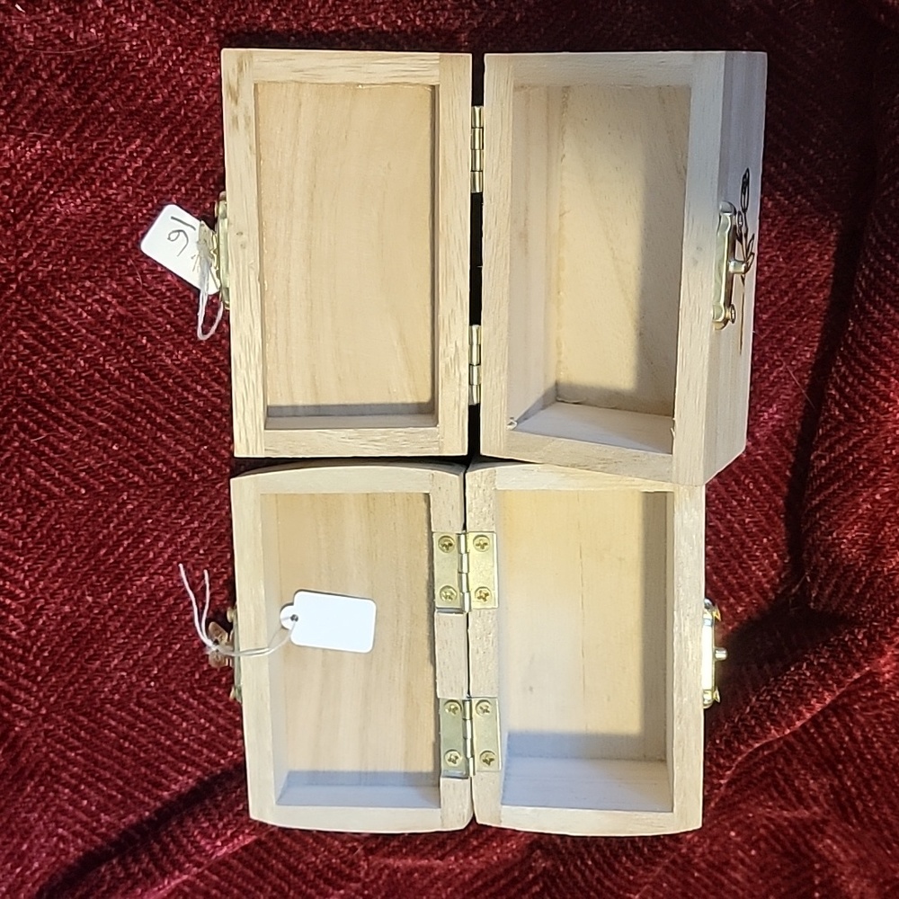 Pyrography trinket boxes - Picture 8 of 11